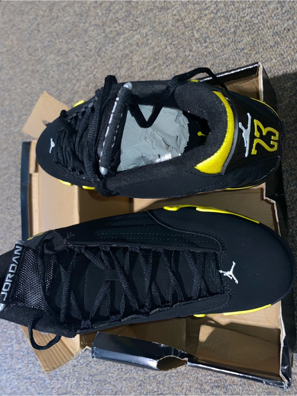 Jordan 14 Retro Thunder Basketball Sneakers